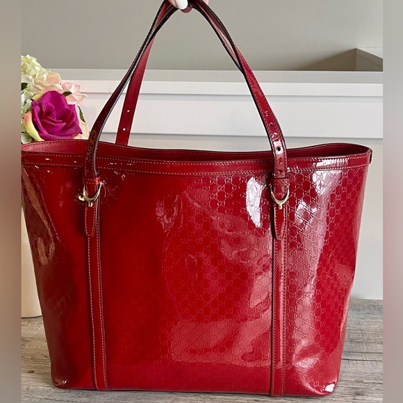 Authentic GUCCI Micro GG Large tote - Picture 13 of 17